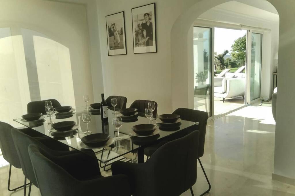 Villa Exclusiva Con Piscina Privada, La Tina Golf 阿尔科斯-德拉弗龙特拉 外观 照片